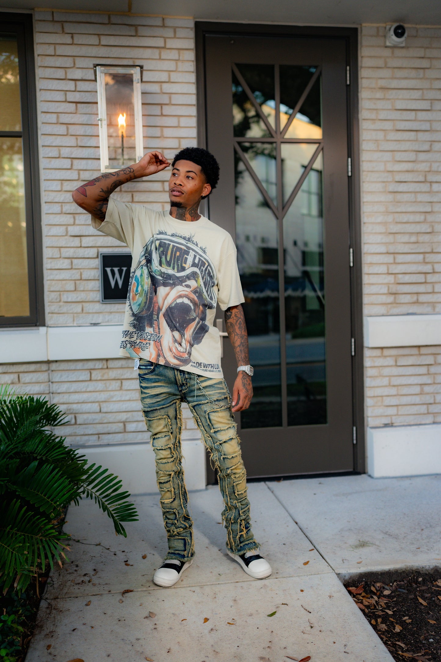 VISION IS PURE GRAPHIC TEE